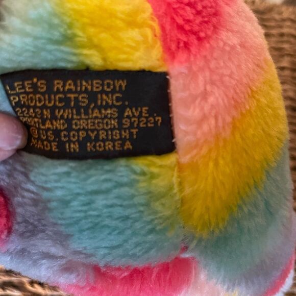 Lee’s Rainbow Products 1980’s Rainbow Bunny Rare and Hard To Find! - Picture 11 of 15